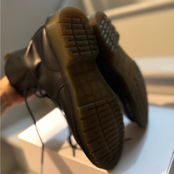Dr. Martens 1460 M6 / W7 - Picture 6 of 8